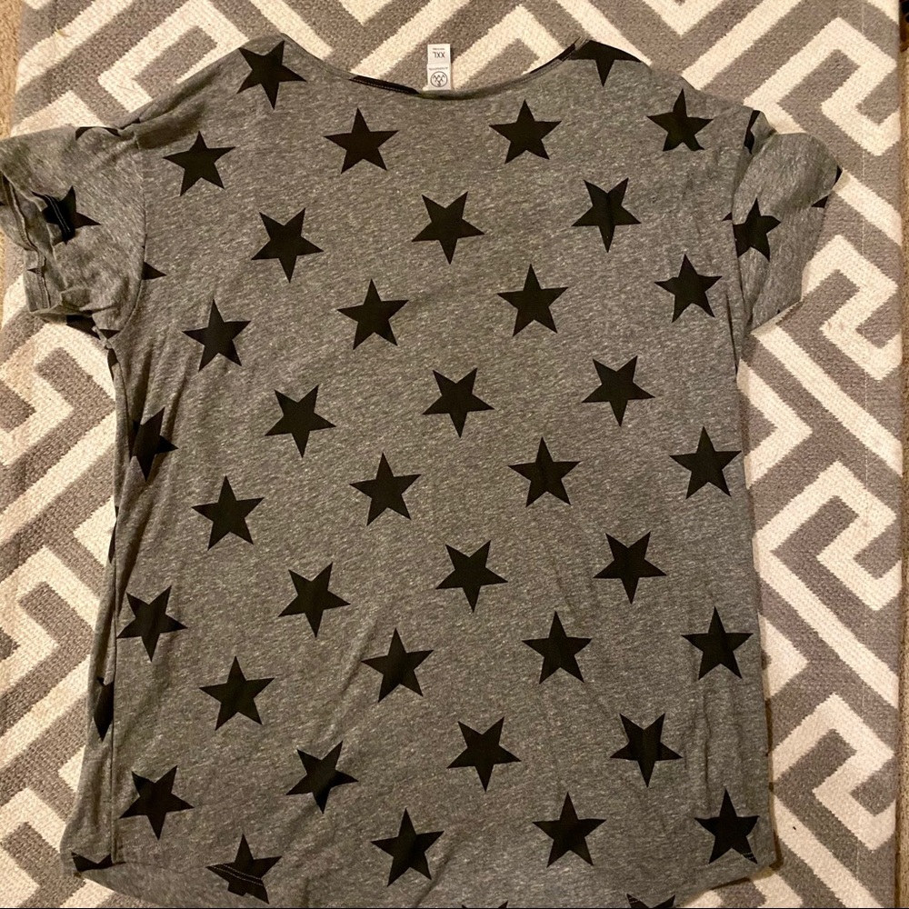 Star print gray T-Shirt - Picture 6 of 6